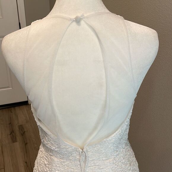 Hailey Logan By Adrianna Papell White Body Con Mini Dress - Picture 3 of 6